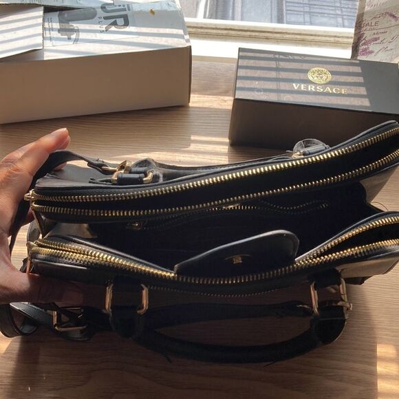 Steve Madden Black Bag Shoulder or Crossbody - Picture 4 of 10